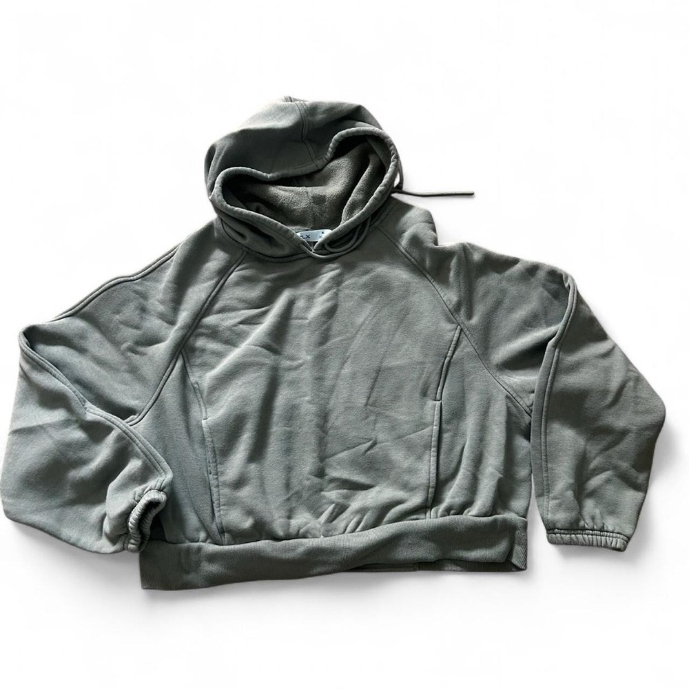 FLX woman’s sage green soft and warm cropped sweater sweatshirt hoodie Sz XL